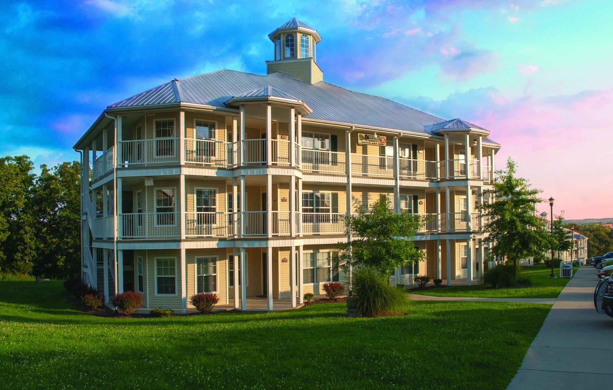 Club Vacations Hills At Branson Hotel
