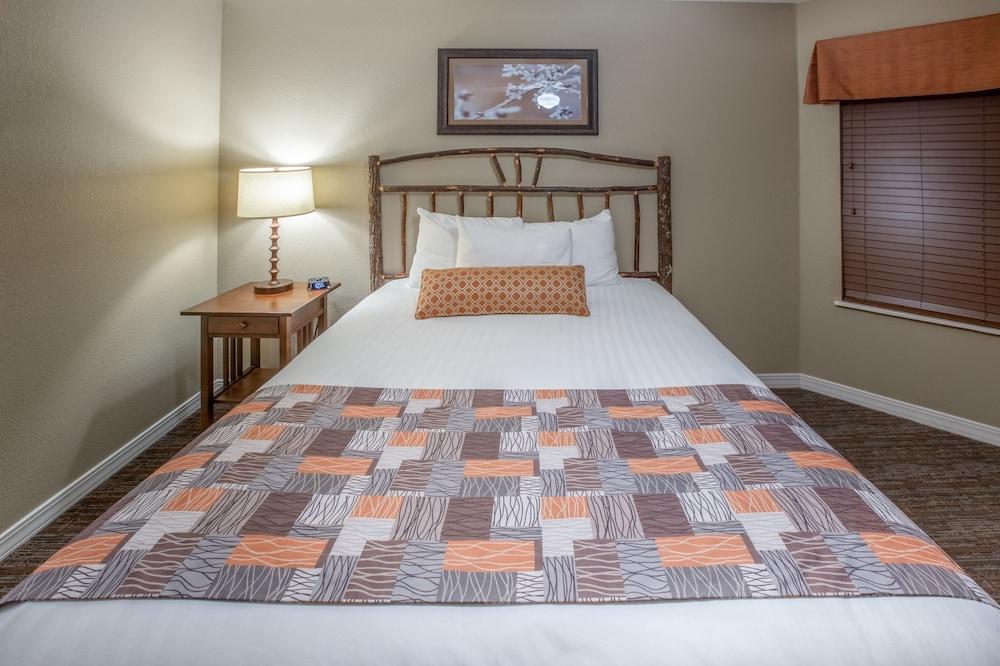 Hotel Club Vacations Hills At Branson Kirbyville